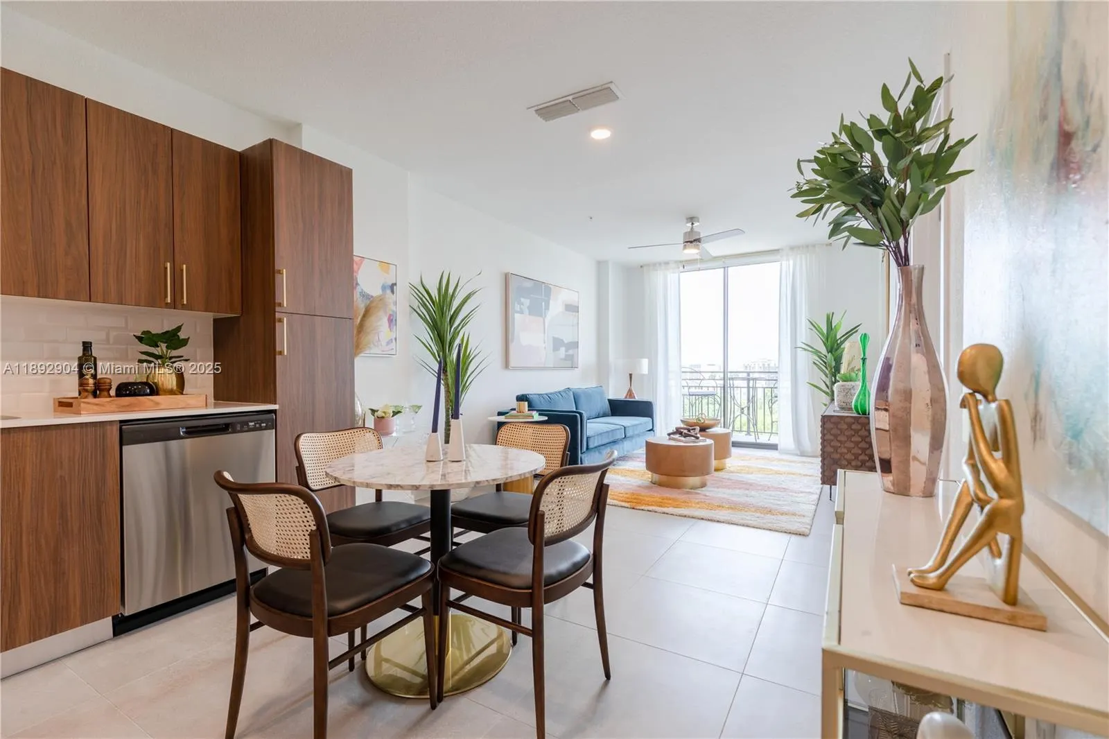 1005 Spring Garden Rd, #729