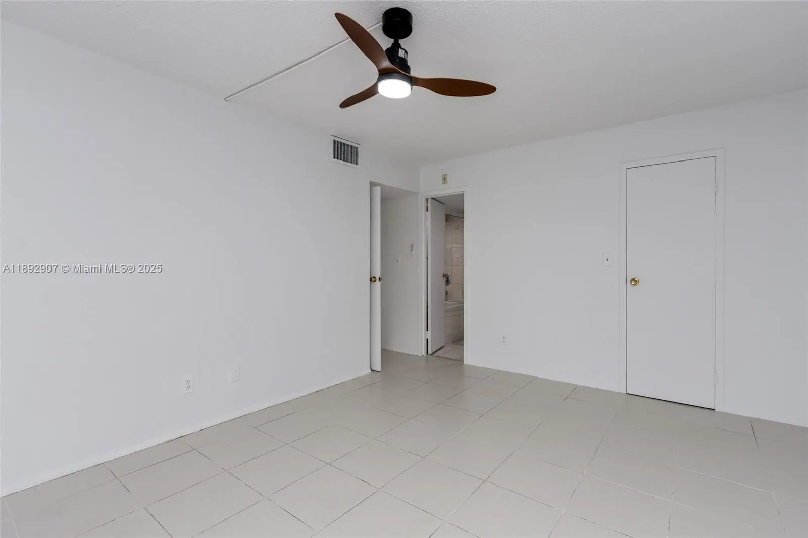 210 172nd St, #432