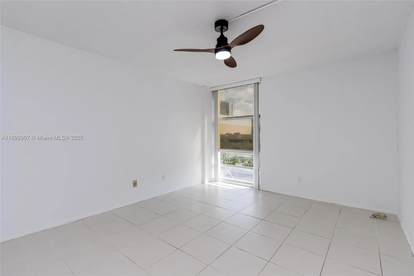 210 172nd St, #432