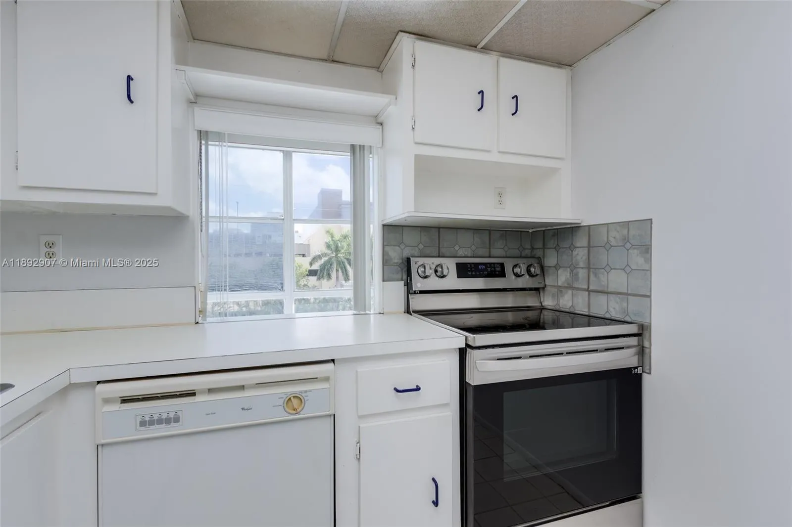 210 172nd St, #432