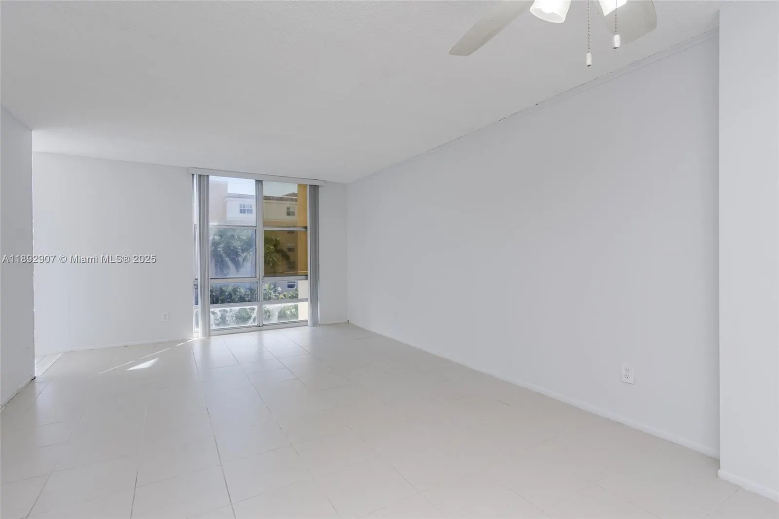 210 172nd St, #432