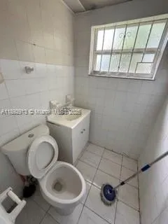 130 NW 124th St
