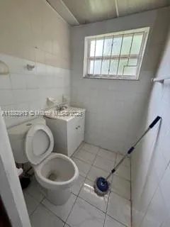 130 NW 124th St
