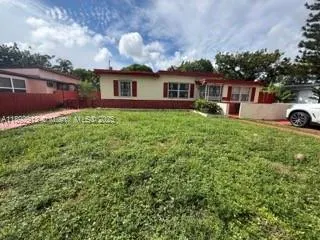 130 NW 124th St