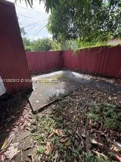130 NW 124th St