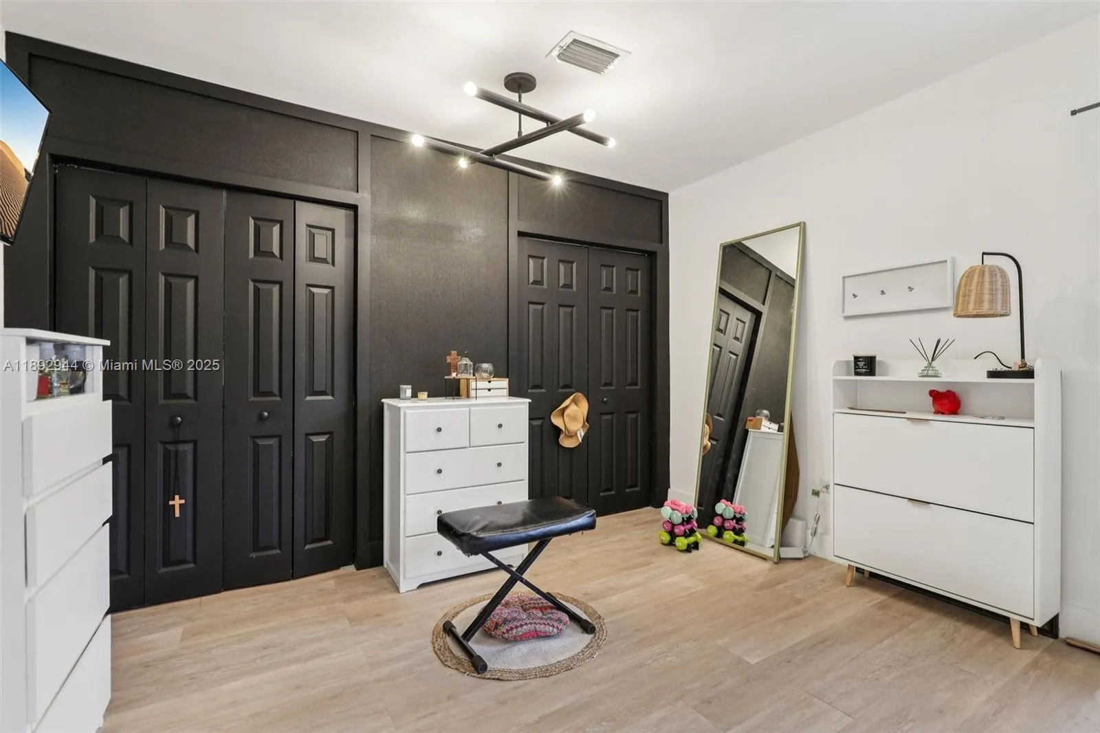 260 NW 133rd St