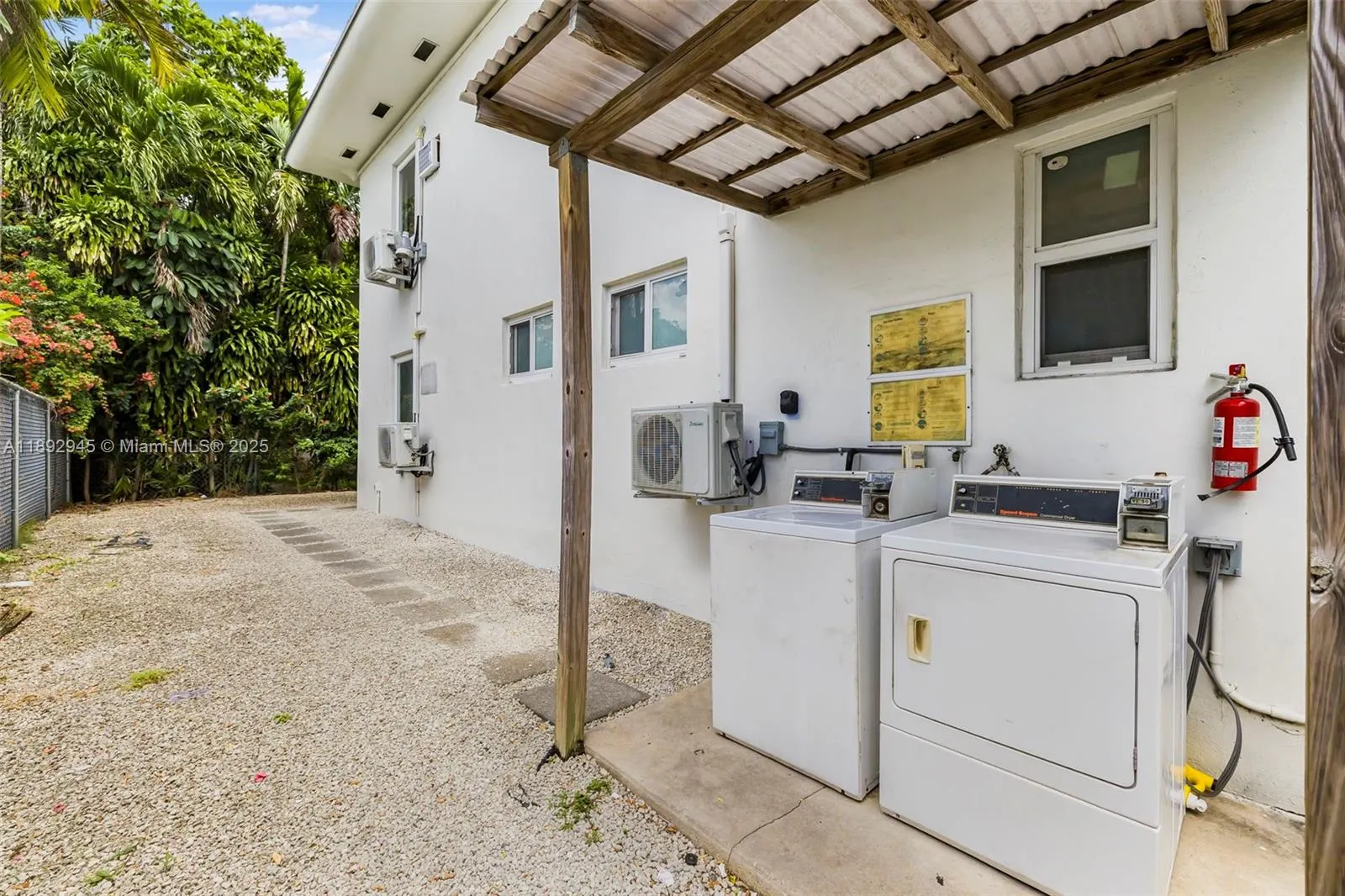 520 NE 82nd Ter, #7