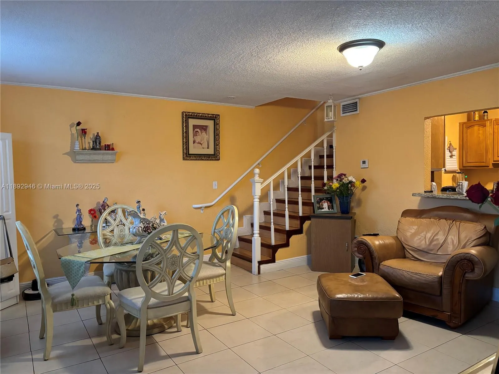 1350 W 53rd St, #24