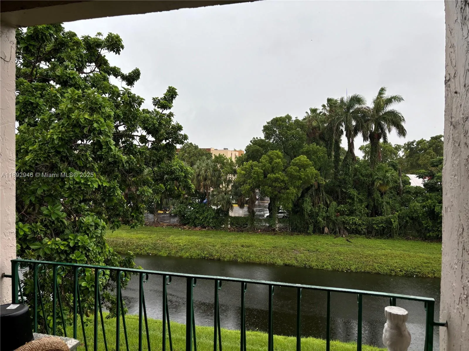 1350 W 53rd St, #24