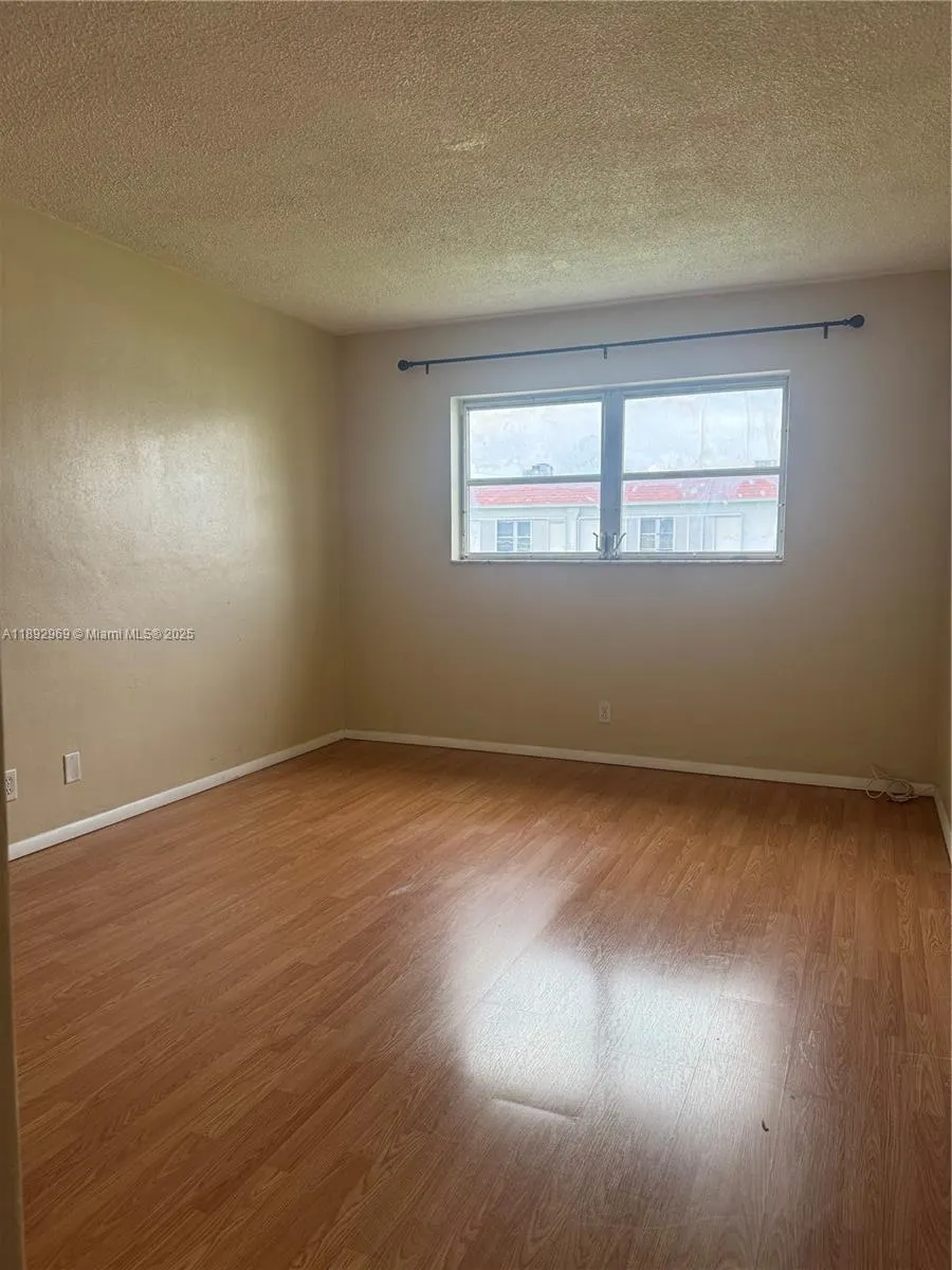 1400 NW 43rd Ter, #204