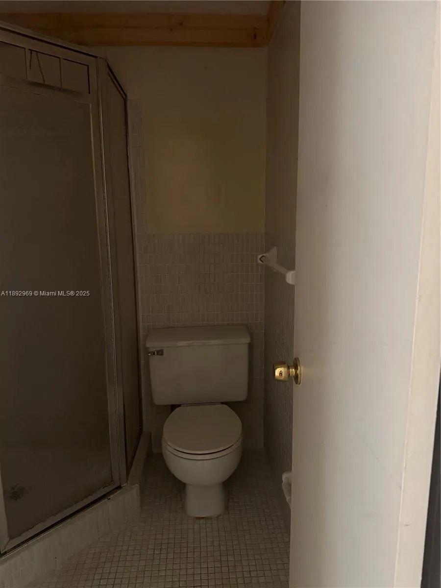 1400 NW 43rd Ter, #204