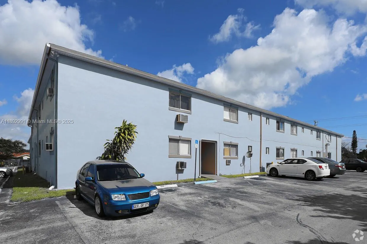 1829 N A St, #50