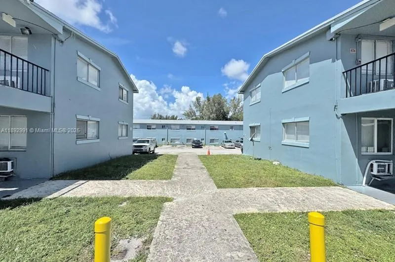 1829 N A St, #50