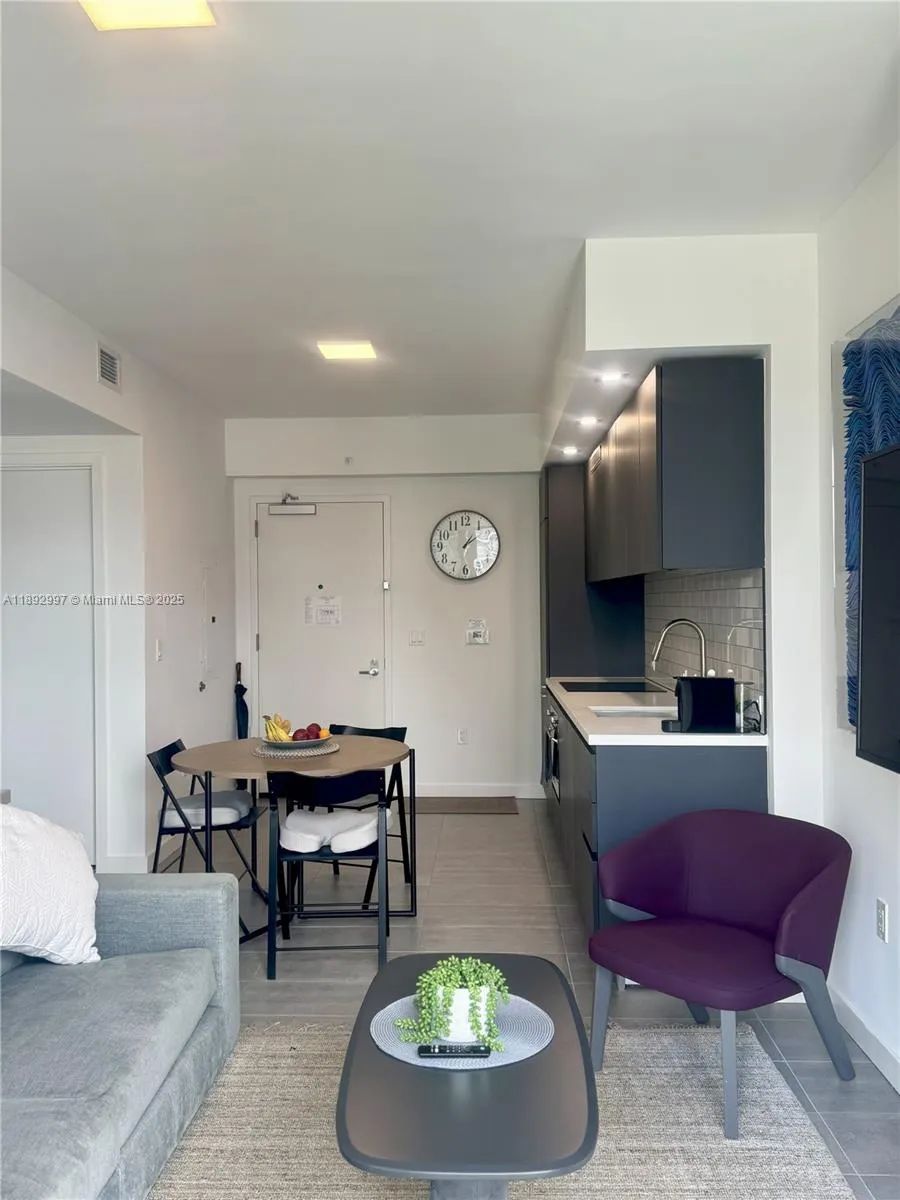 227 NE 2nd St, #2105
