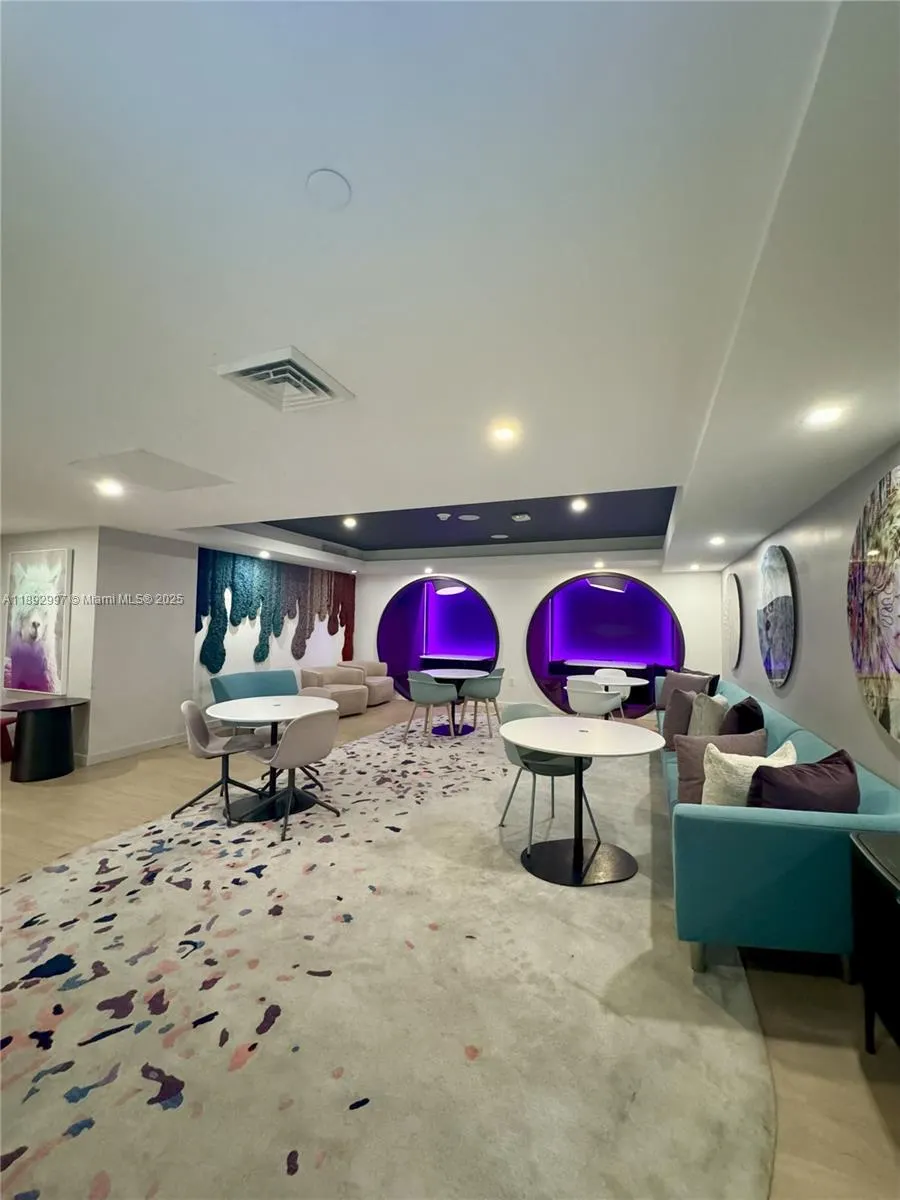 227 NE 2nd St, #2105