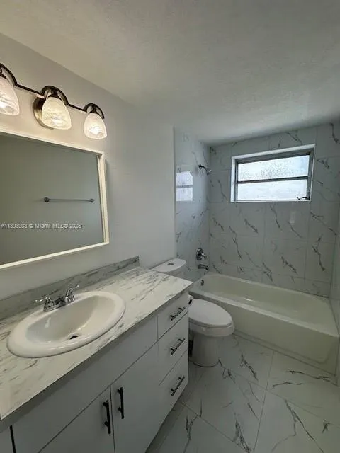 9375 Fontainebleau Blvd, #L416