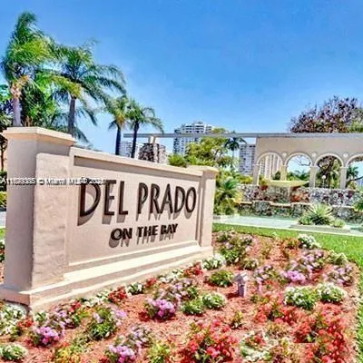 18071 Biscayne Blvd, #302