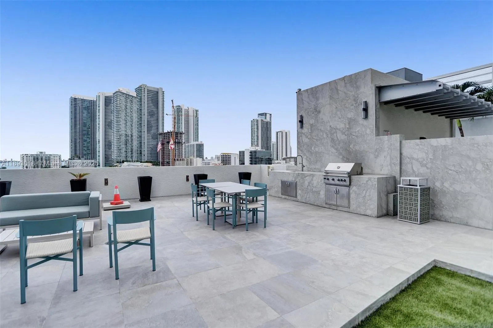 3301 NE 1st Ave, #H2205