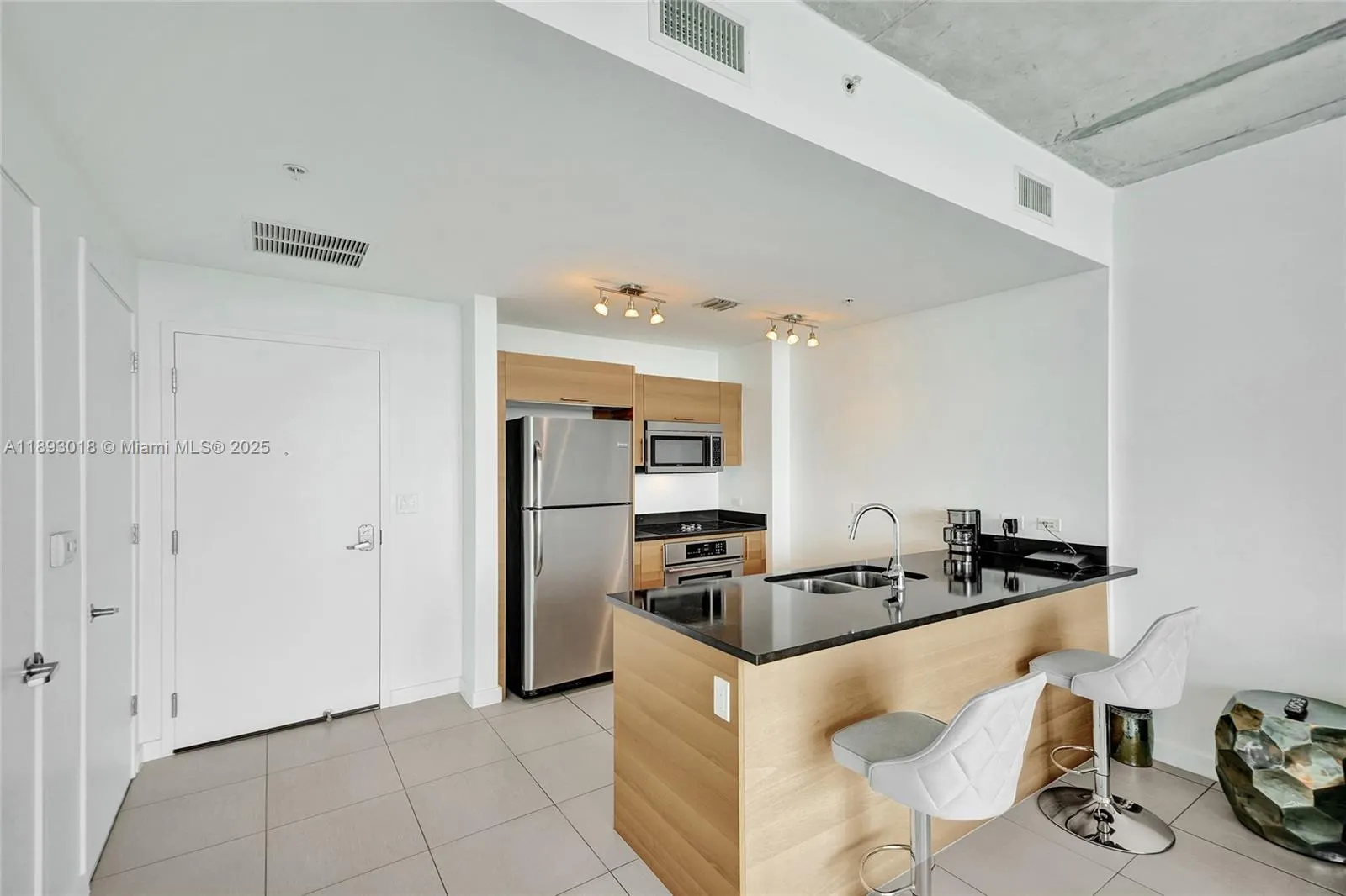 3301 NE 1st Ave, #H2205