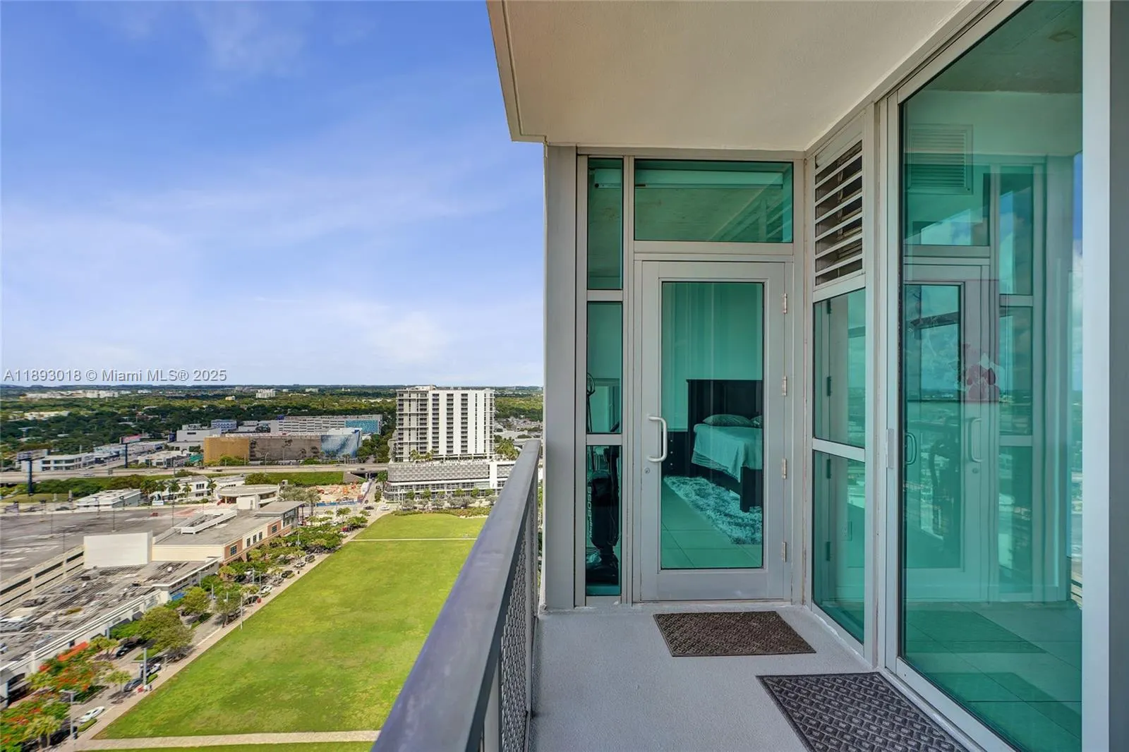 3301 NE 1st Ave, #H2205