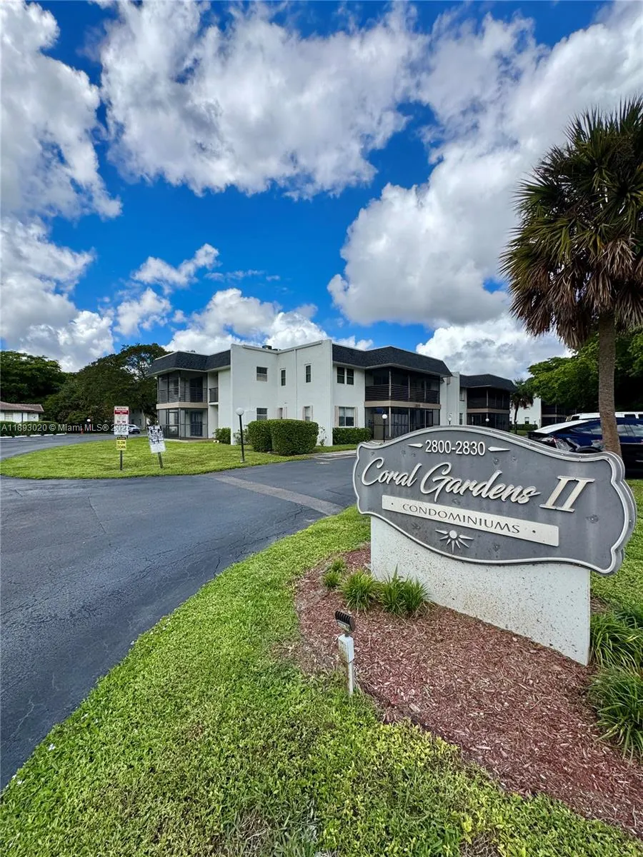 2800 Riverside Dr, #201-1