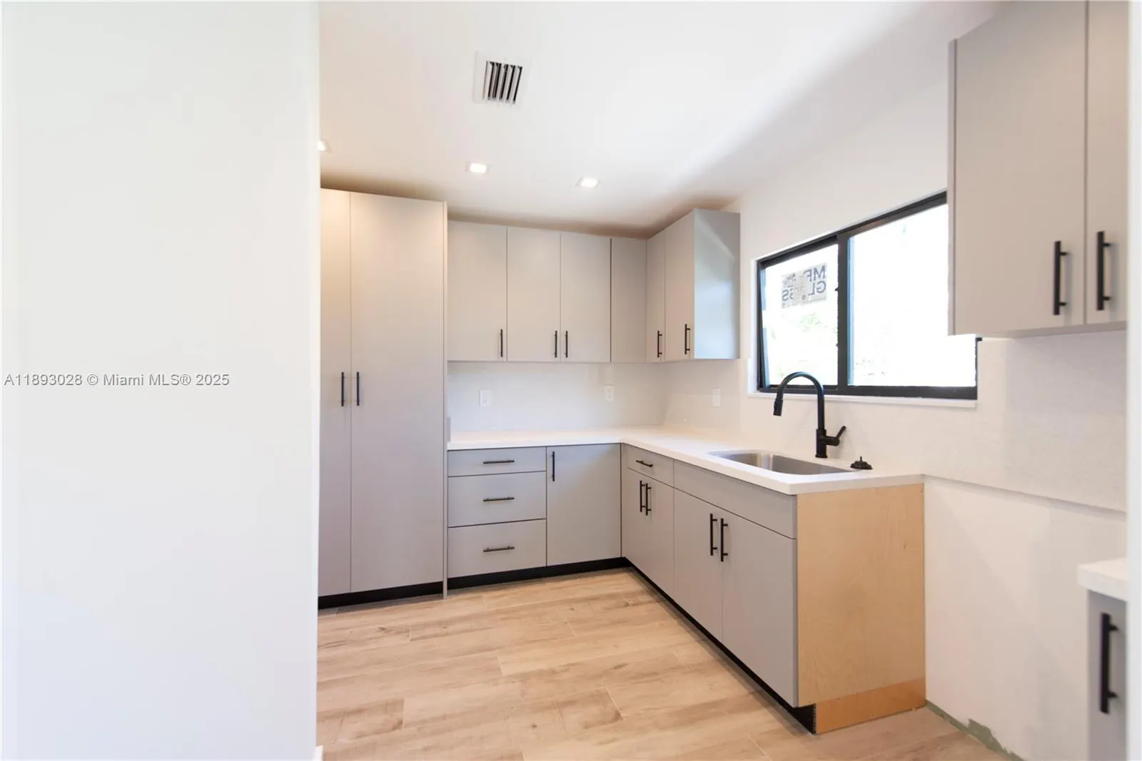 764 NW 36th Ave, #1