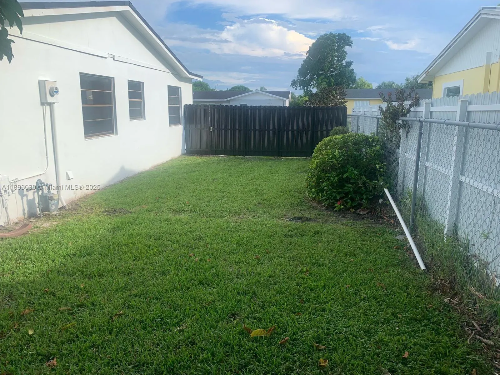 10815 SW 157th Ter