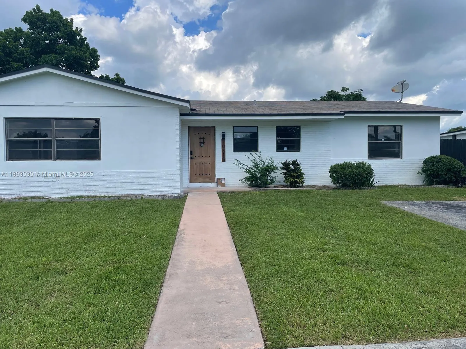 10815 SW 157th Ter