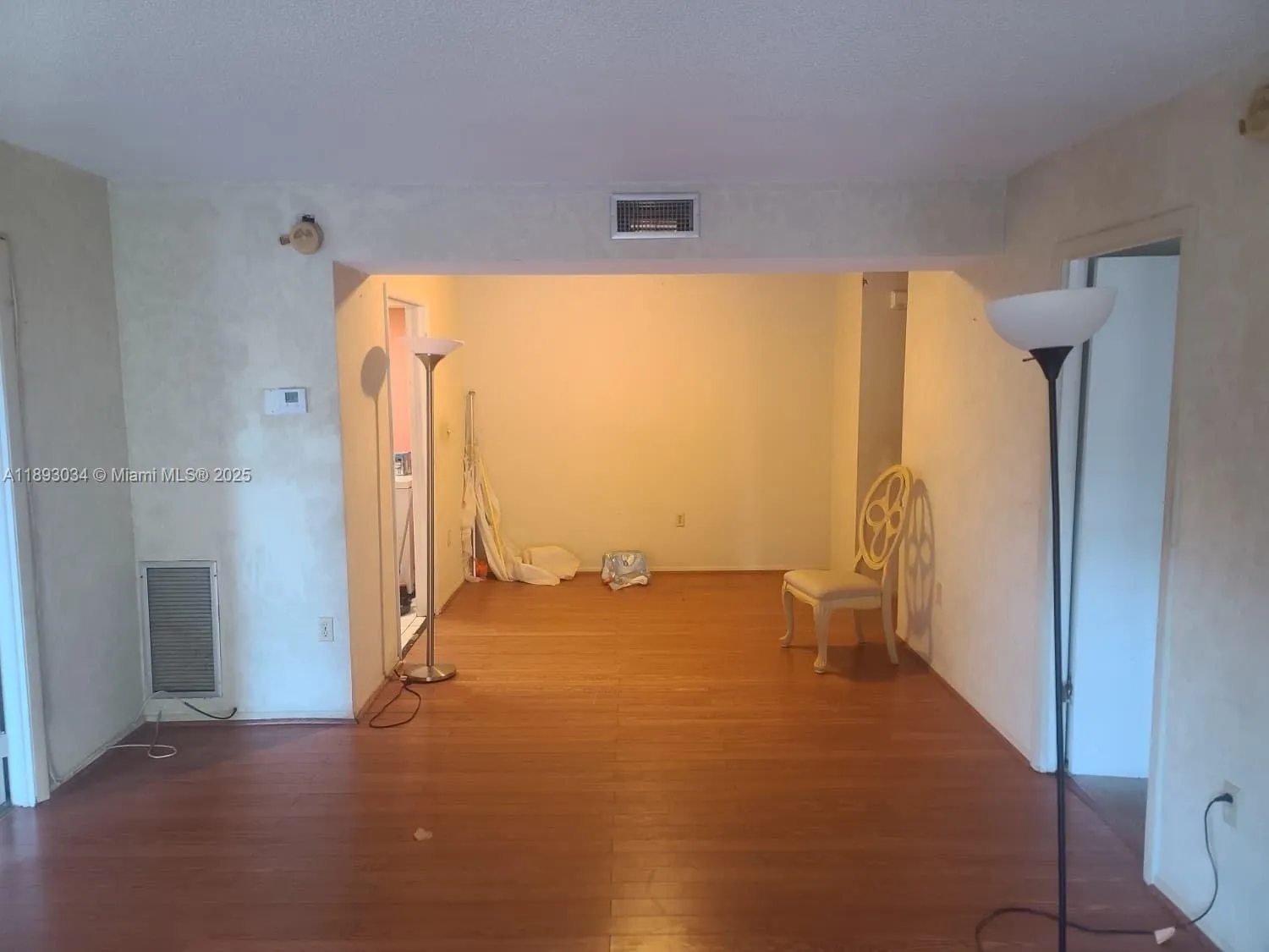 4166 Inverrary Dr, #203