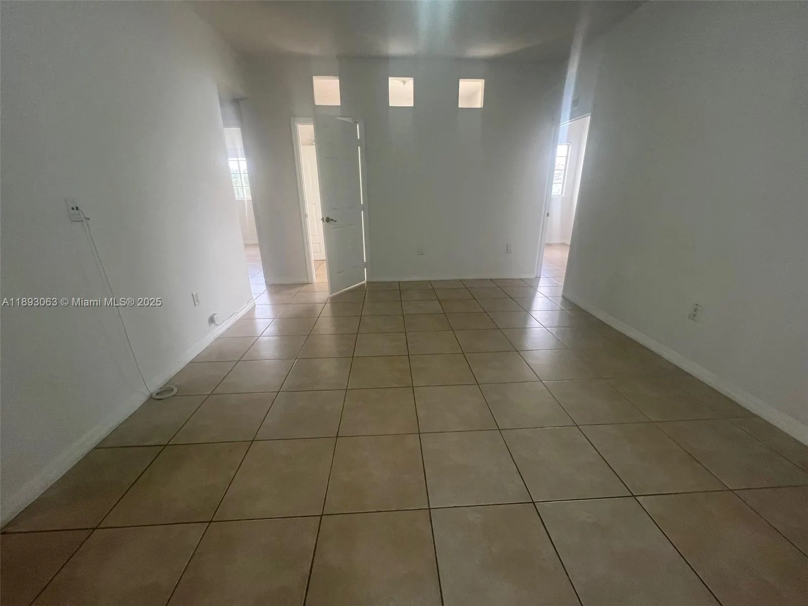 5271 SW 8th St, #311