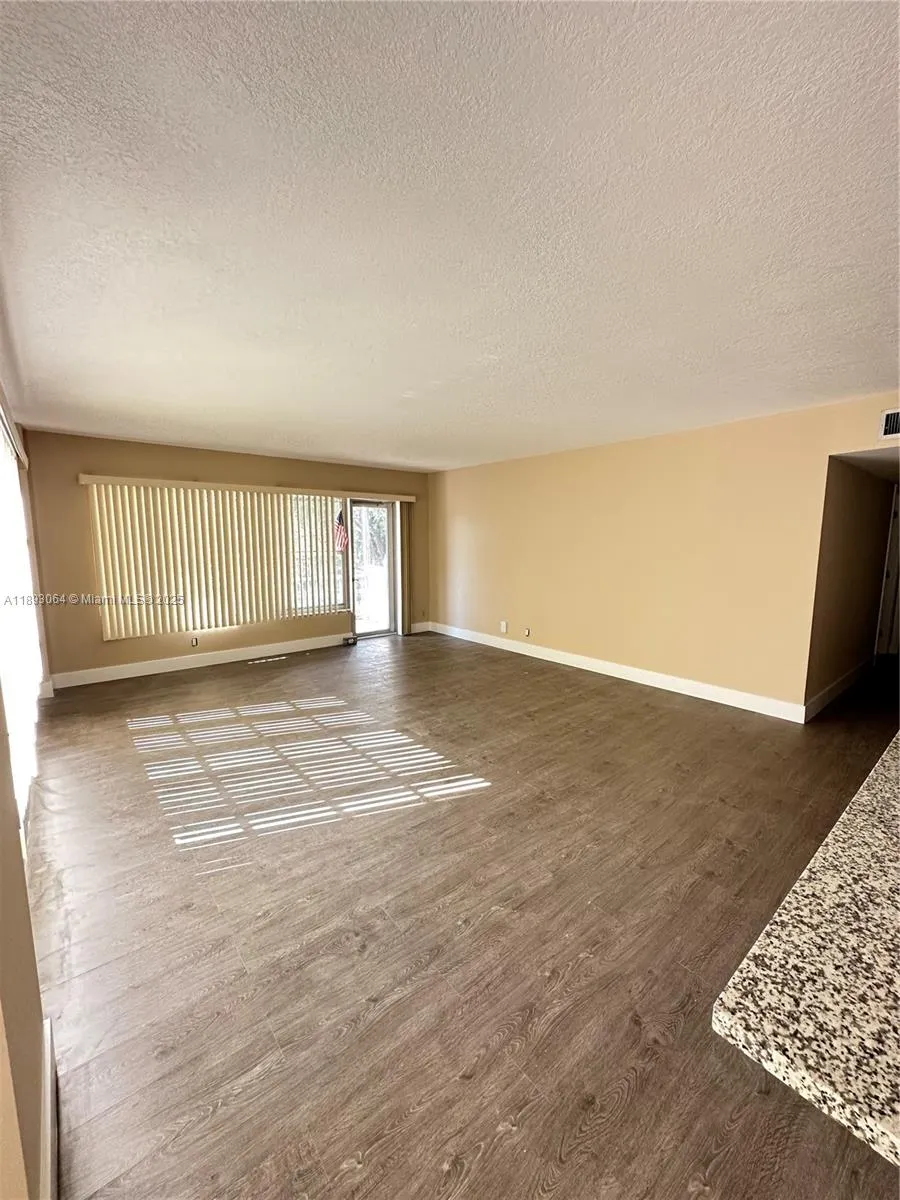 10777 W Sample Rd, #301