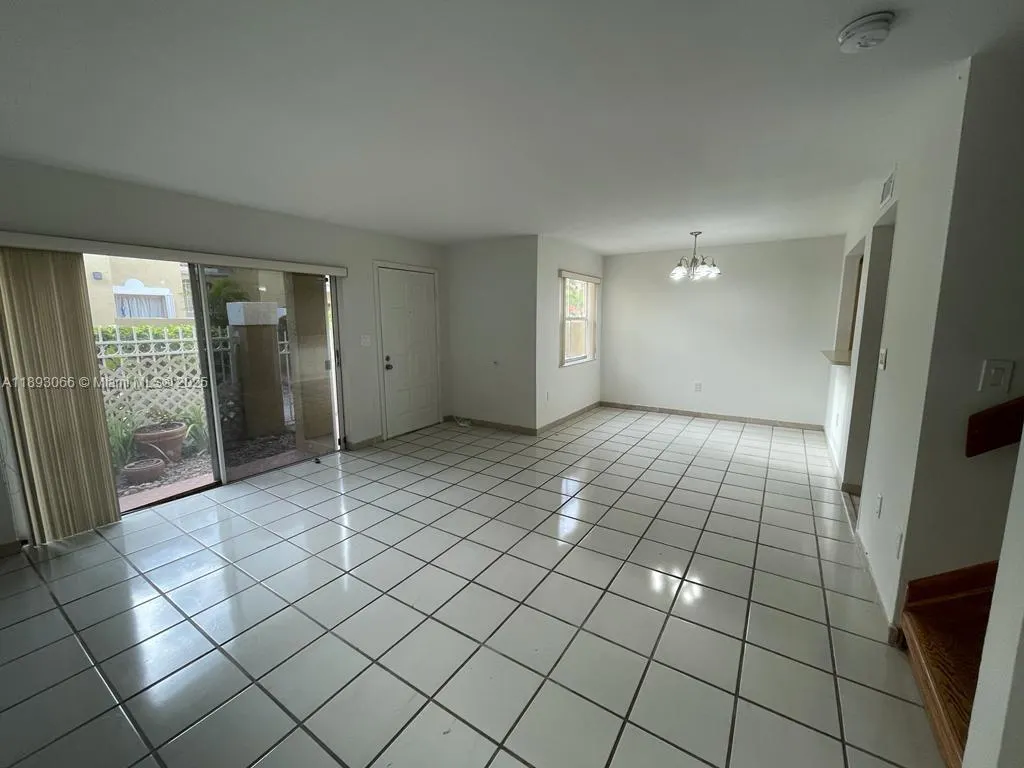 370 NW 85th Ct, #1804