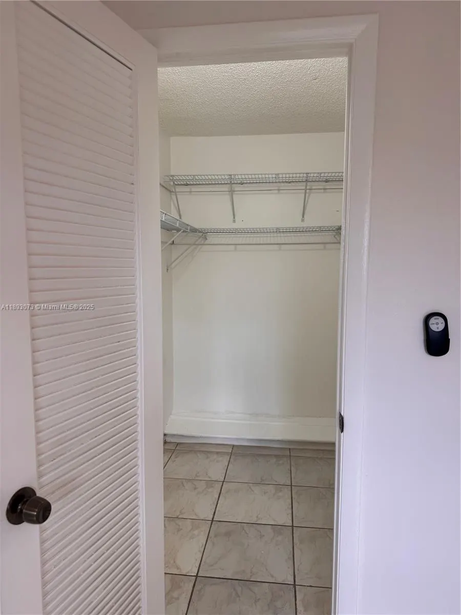 2741 N Pine Island Rd, #106