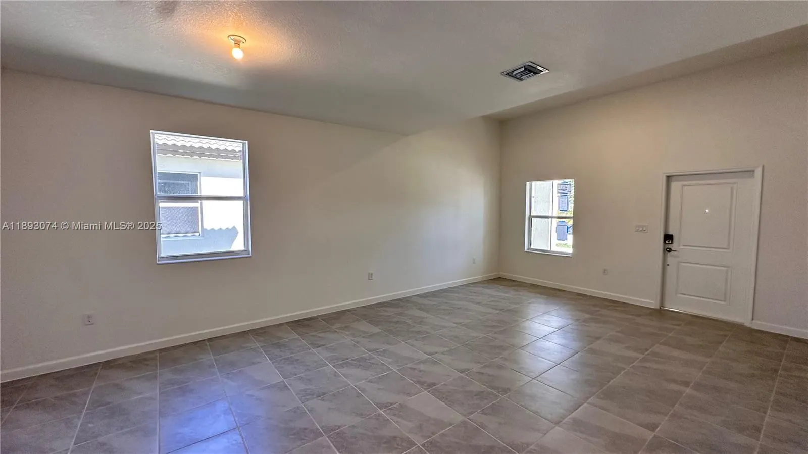 2760 SE 23rd Ave, #2760