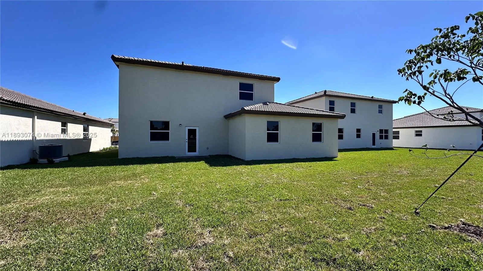 2760 SE 23rd Ave, #2760