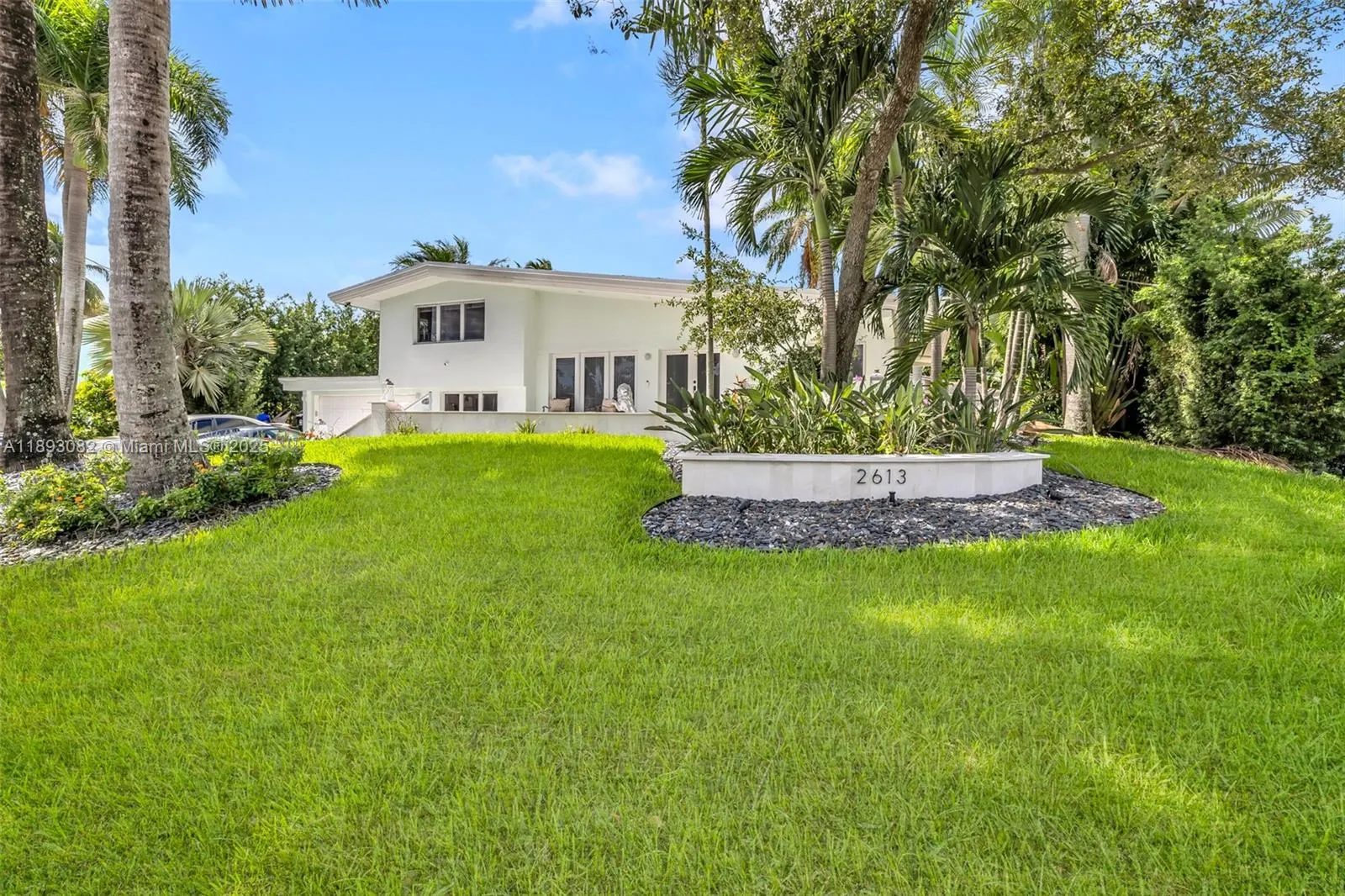 2613 Tortugas Ln