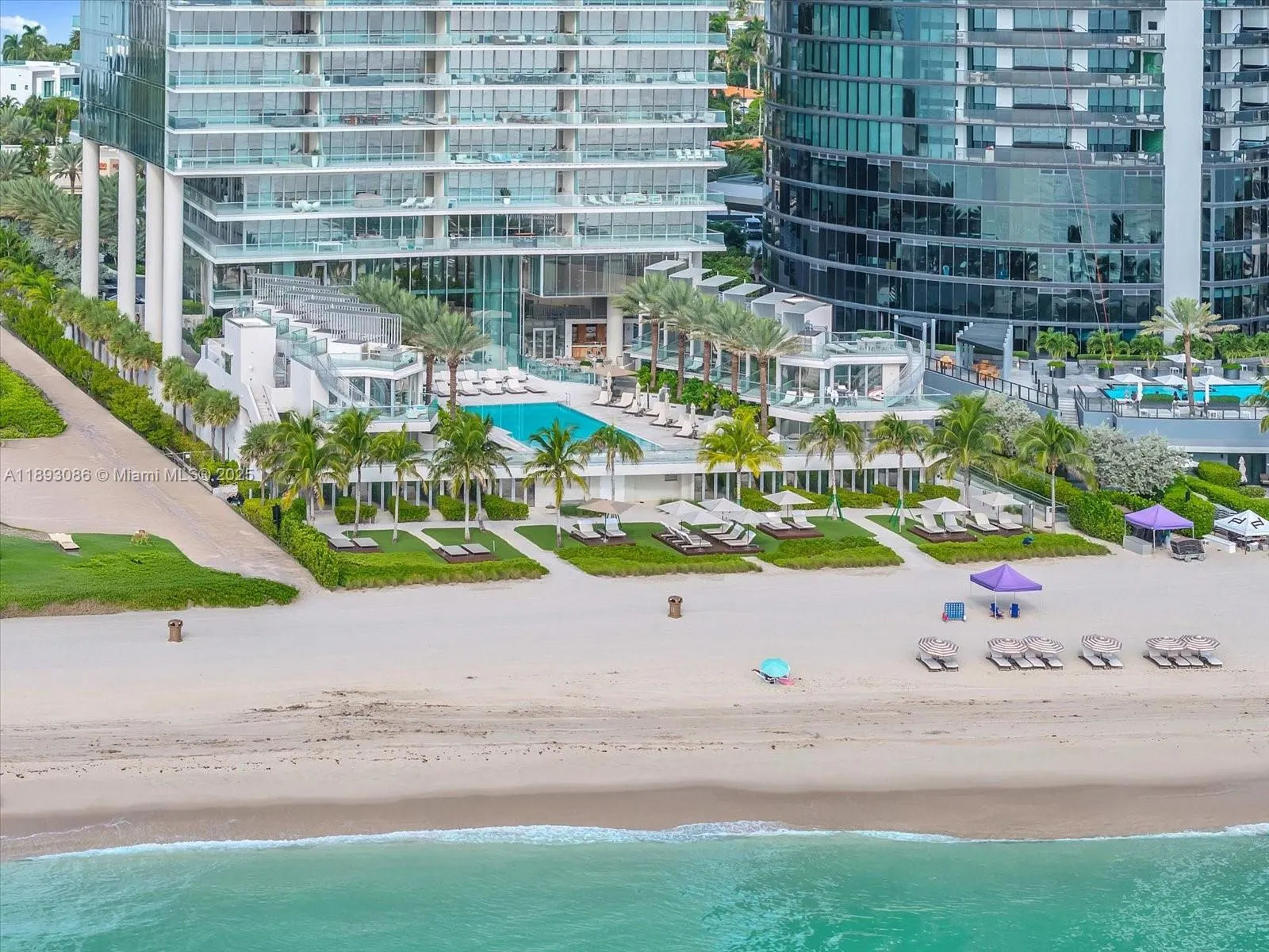 18501 Collins Ave, #1001