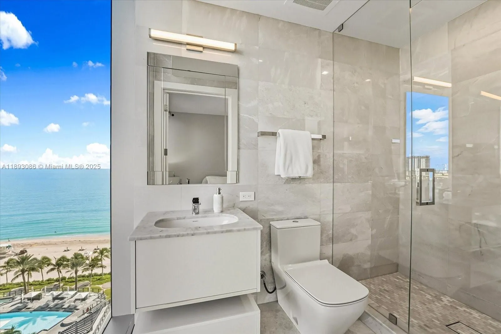 18501 Collins Ave, #1001