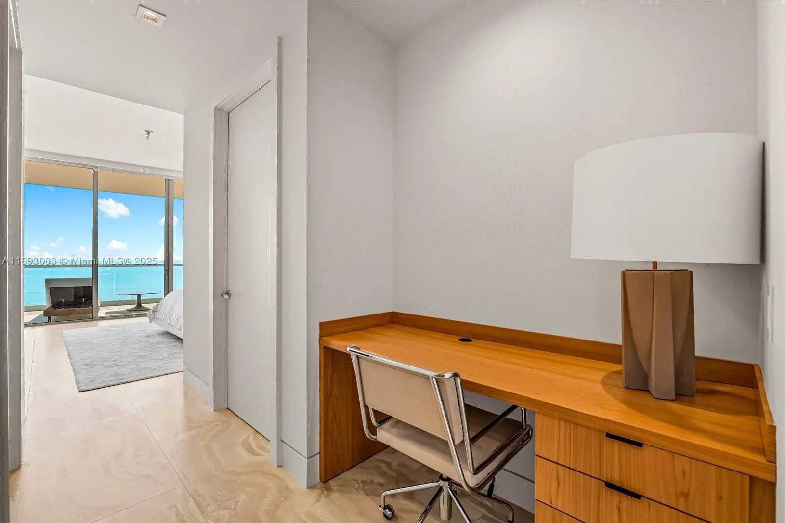 18501 Collins Ave, #1001
