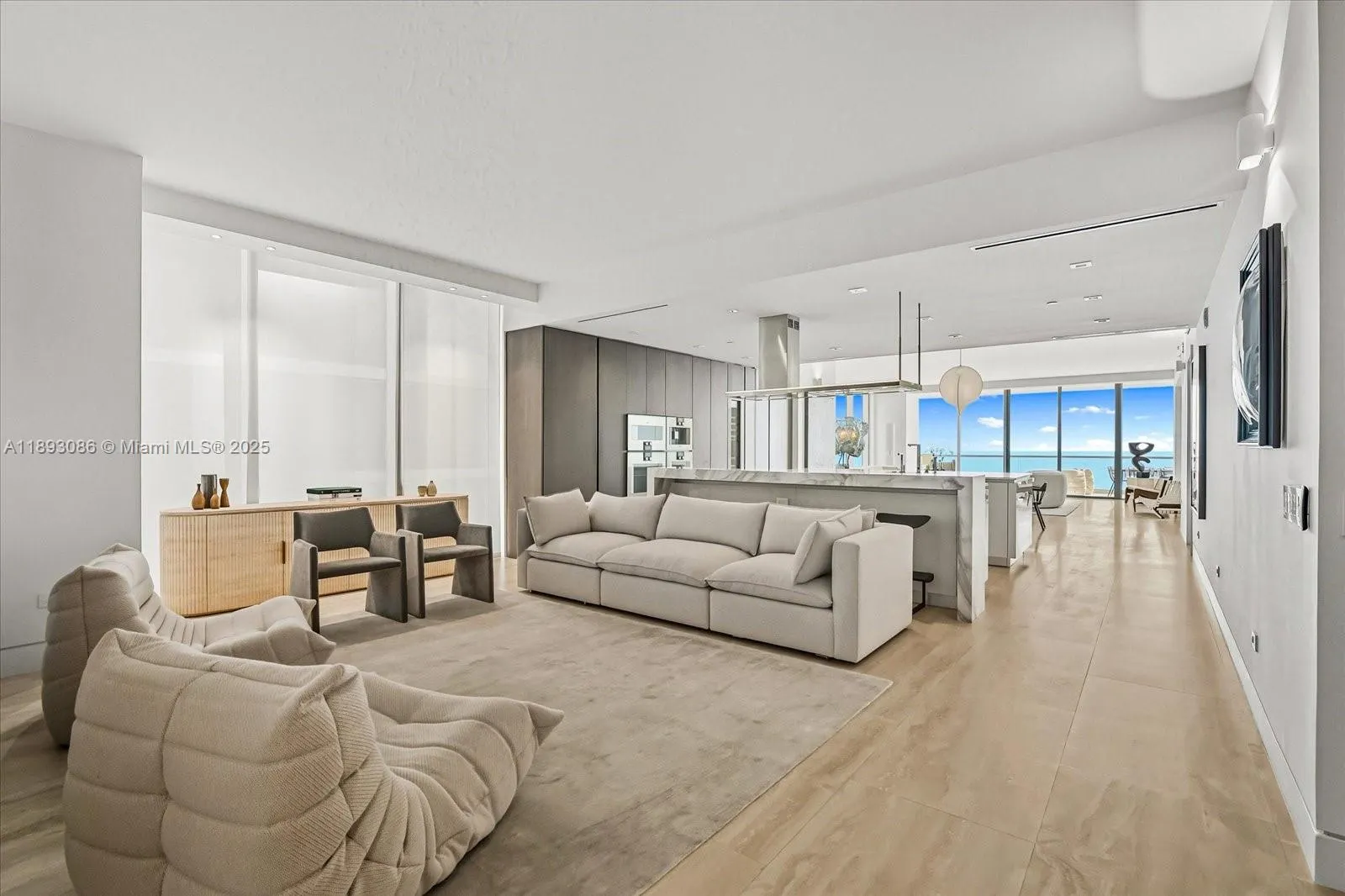 18501 Collins Ave, #1001