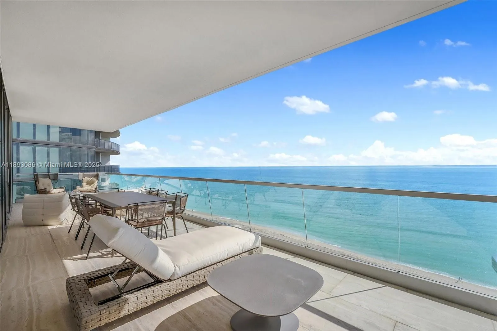 18501 Collins Ave, #1001