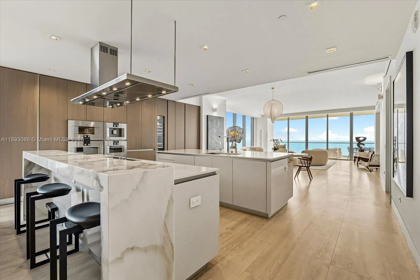 18501 Collins Ave, #1001