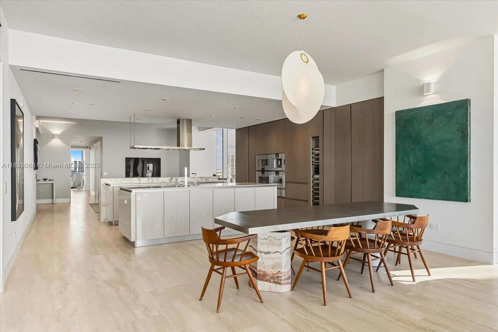 18501 Collins Ave, #1001