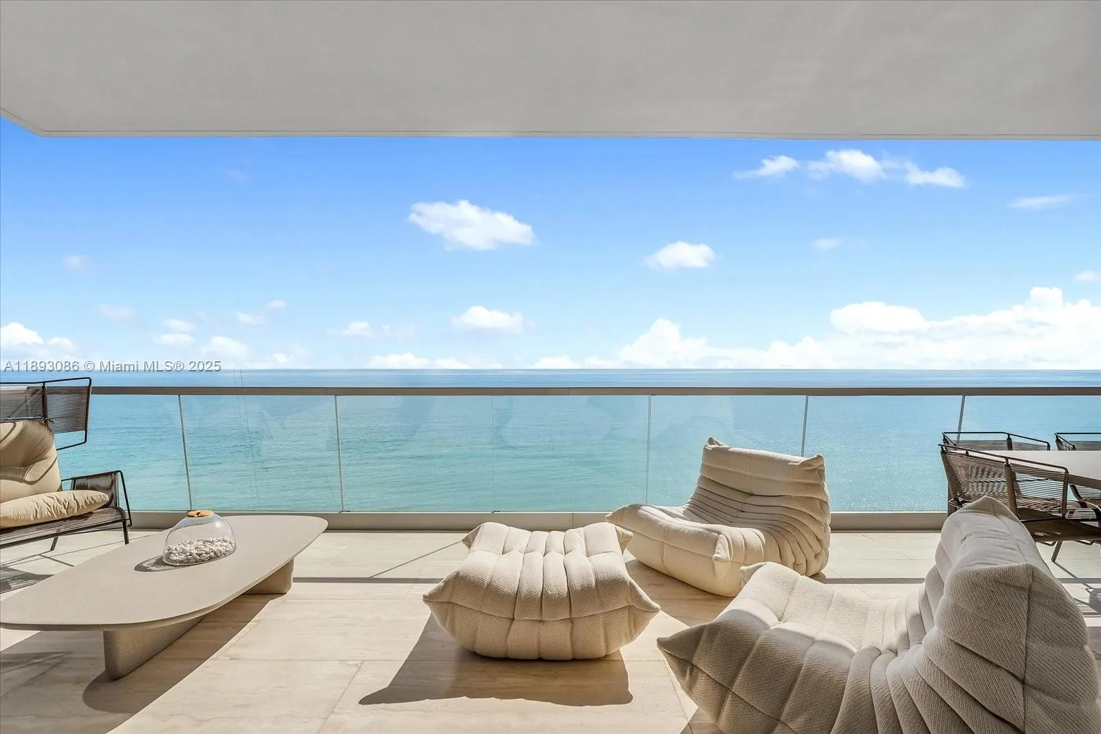 18501 Collins Ave, #1001