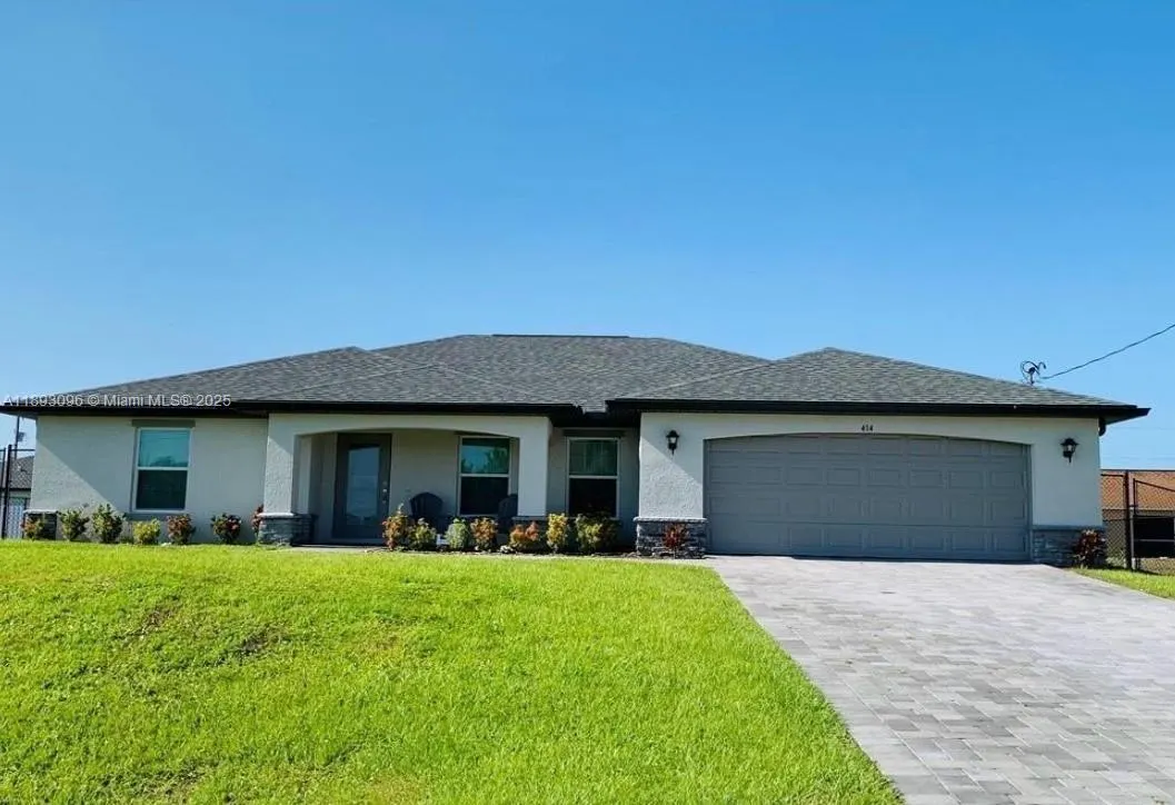 414 NW 23rd Ter