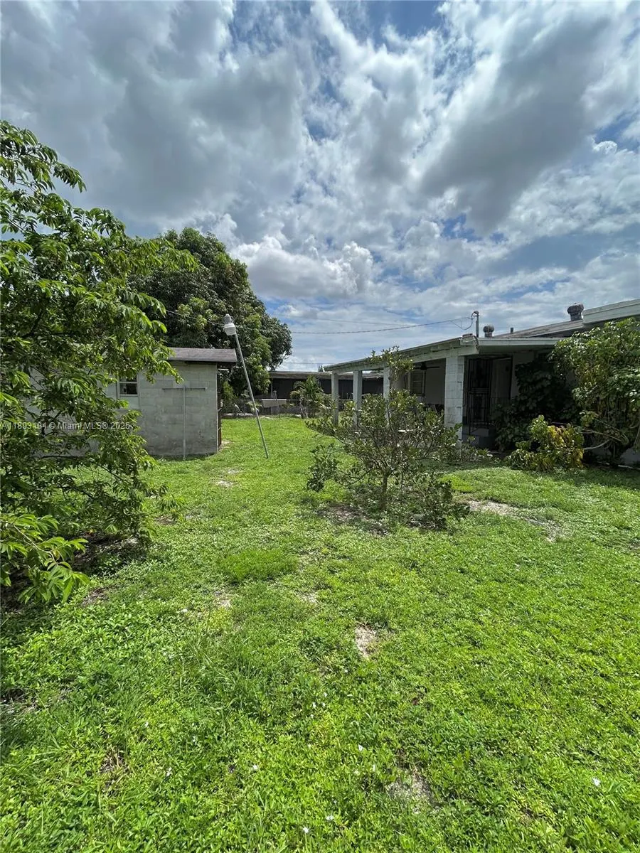 1779 NW 90th St