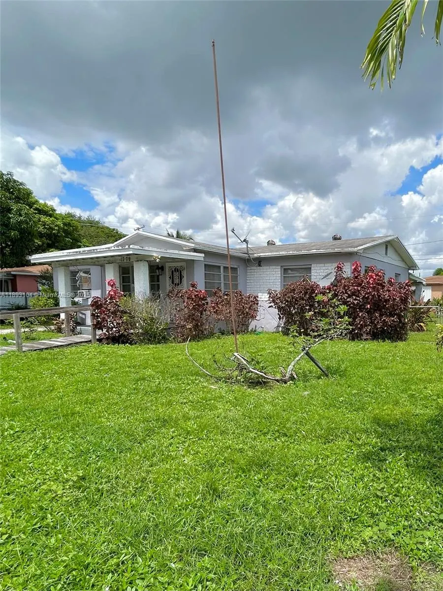 1779 NW 90th St