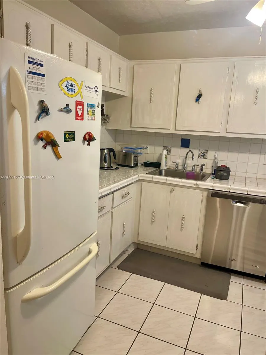 8351 Sands Point Blvd, #A204