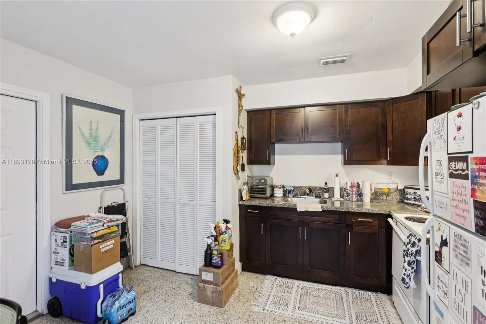 3300 SW 9th Ter