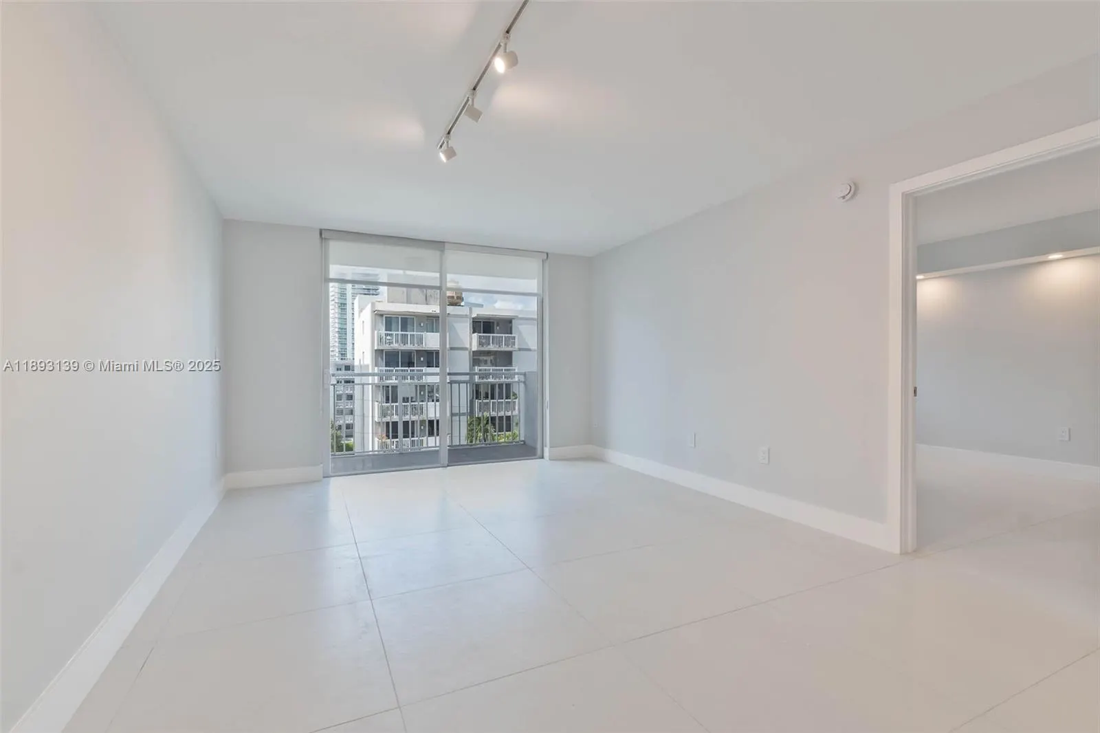 1665 Bay Rd, #522